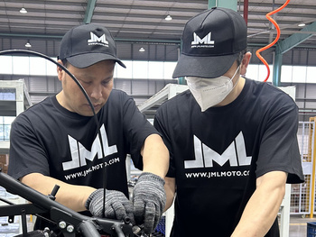 JML czapka LOGO z daszkiem Promocyjny produkt