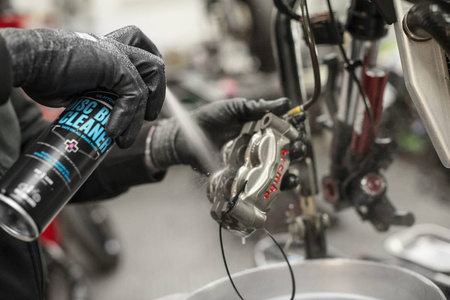 Muc-Off 613 - Preparat do czyszczenia tarcz i klocków hamulcowych, zapobiega piszczeniu - 400ml - Brake Cleaner