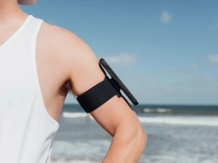 Opaska sportowa naramienna Quad Lock®