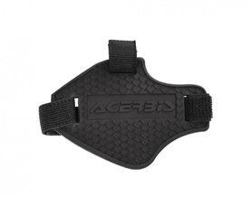 Nakładka na lewy but, zapobiega przed wycieraniem buta od "biegałki"