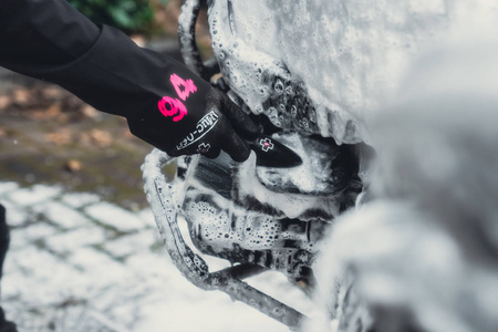 Muc-Off 370 - Miękka szczotka do ogólnego czyszczenia - Soft Washing Brush