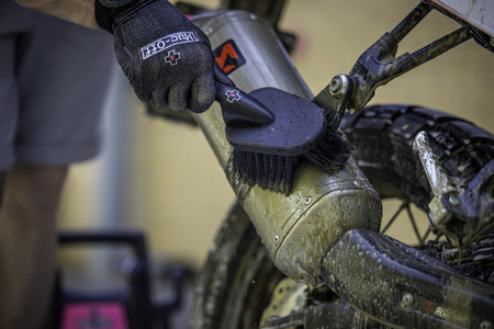 Muc-Off 370 - Miękka szczotka do ogólnego czyszczenia - Soft Washing Brush