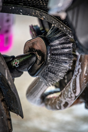 Muc-Off 370 - Miękka szczotka do ogólnego czyszczenia - Soft Washing Brush