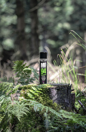 Muc-Off 934 - MO-94 odrdzewiacz uniwersalnego zastosowania, wypierający wodę - 400ml